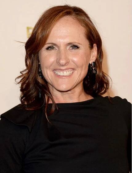 Molly Shannon Writes Memoir About Life After Mom and Sister's Death: 'It Gives Me Gratitude'
