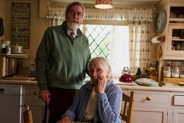 I, Jack Wright - Episode 2 - Z filmu - James Fleet, Gemma Jones