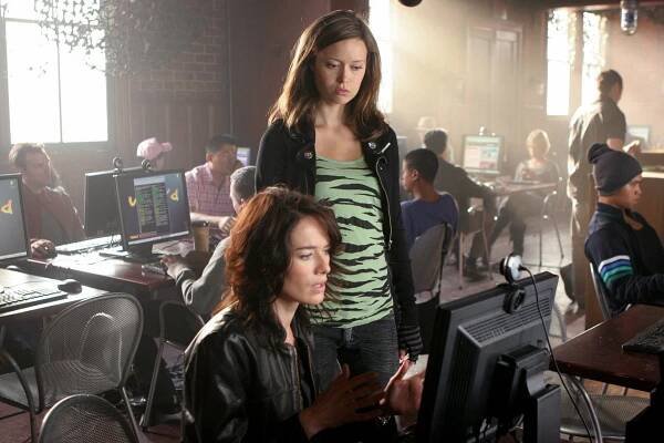 Terminátor: Příběh Sáry Connorové - A uslyšel jsem hřmění - Z filmu - Lena Headey, Summer Glau