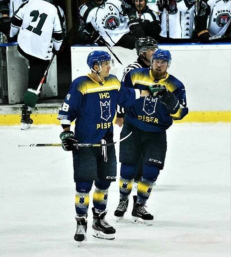 Přípravný hokej: IHC Králové Písek - HC Příbram 4:3.