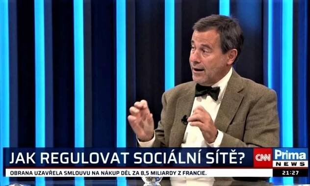 Martin Jan Stránský v televizním interview.