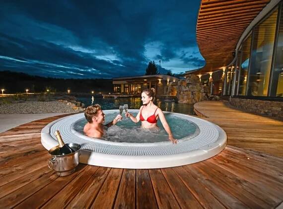 Hotel Atlantis - Ubytování a wellness na dosah z Brna