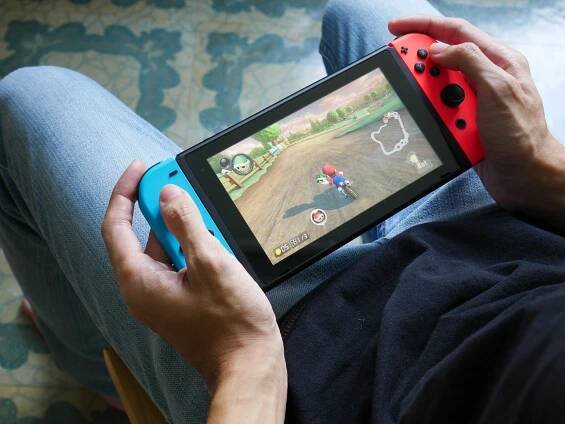 Nintendo Switch (OLED) im Gaming-Angebot unter 290 Euro