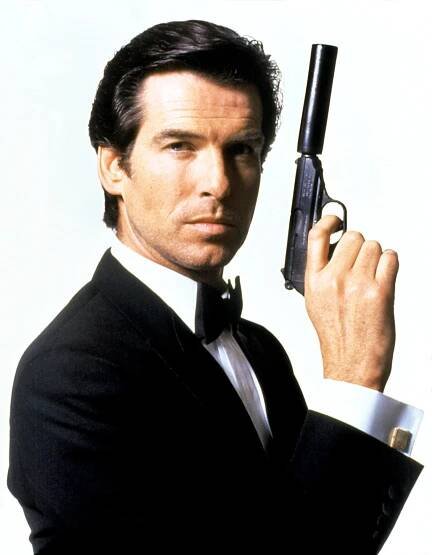Nejhezčí Bond Pierce Brosnan slaví 70: Zemřela mu manželka i dcera, pak našel osudovou lásku