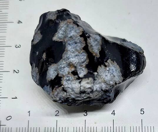 OBSIDIÁN VLOČKOVÝ  - Minerály a zkameněliny