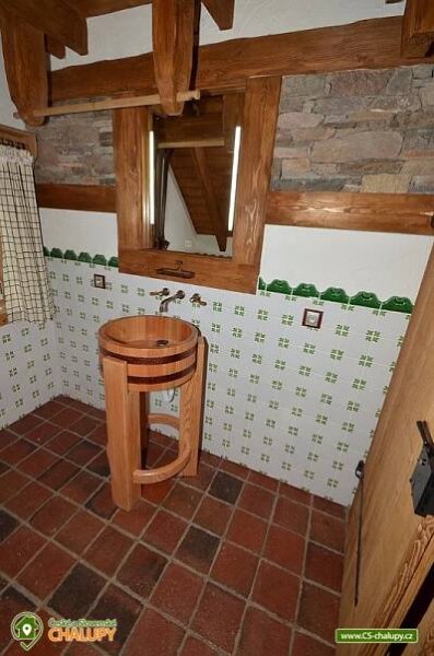 Roubenka Šípková - Černý Důl - Chalupy Roubal (5C-018): CS chalupy, pronájem chaty a chalupy