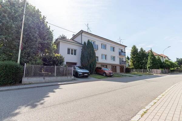 Prodej bytu 3+1 s garáží a zahradou, Kyjov | Reality.iDNES.cz 