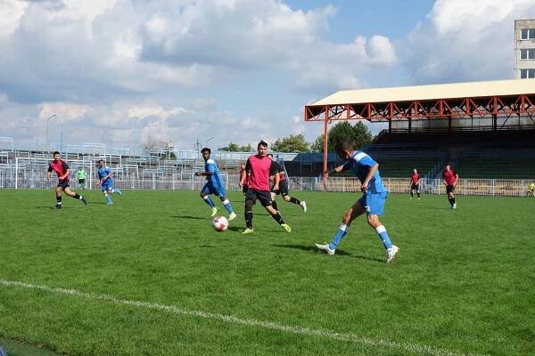 Okresní přebor Karviné: góly, karty, tresty, fanoušci, brankáři. Podívejte se
