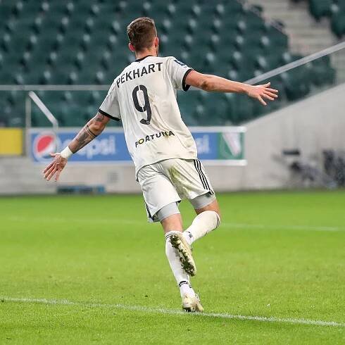 Pekhart dal 14. gól v sezóně a Legia zdolala Raków