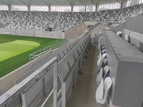 Hrát se bude! Stadion v Hradci má kolaudaci, první zápas vyprodán