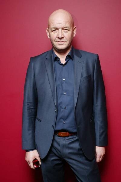 FOTO: Pavel Nečas odmítl i lékařskou prohlídku. – stránka 2