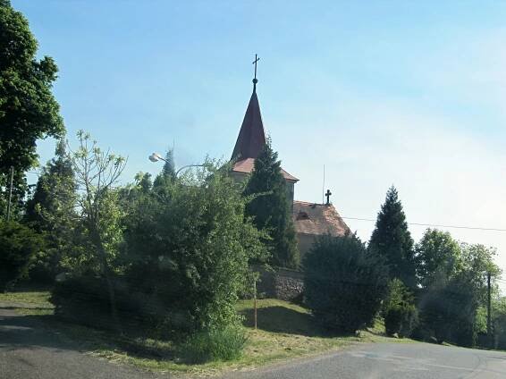 Soubor:Slavošov, kostel.jpg