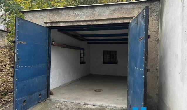 Prodej garáže, 22 m2 - Praha - Hodkovičky | Reality.iDNES.cz 
