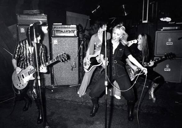 Runaways Performing