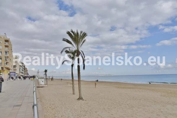 Apartmán 4+kk | 114 m² | Balkon s přímým výhledem na moře - RealitySpanelsko.eu