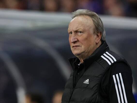 Neil Warnock quits Aberdeen after reaching Scottish Cup semi-finals