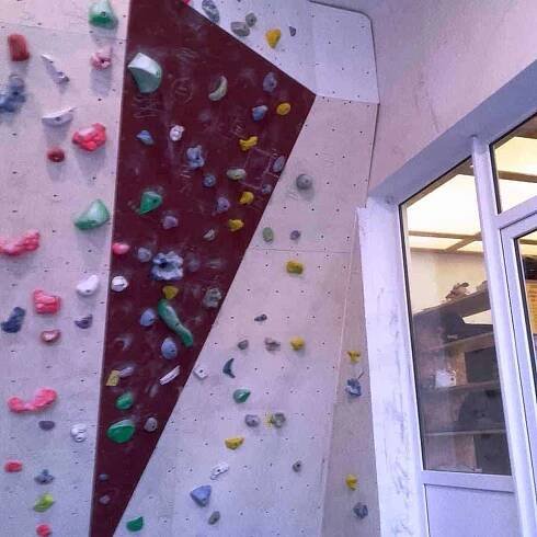 Boulder Bar Točna Jihlava. Bouldering - posilte celé tělo