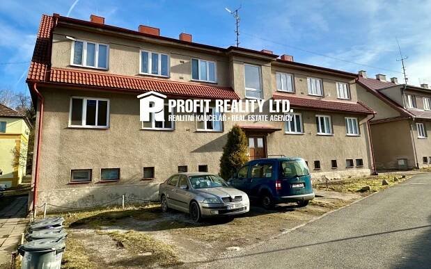 3+1, Na Louce, Králův Dvůr, 61 m²