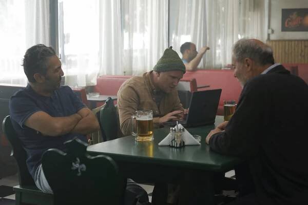 A Nagy Fehér Főnök - Episode 5 - Z filmu - Zsolt Fekete-Lovas, István Dankó