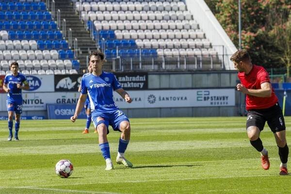 B-tým vyhrál šestý zápas v řadě. Táborsko srazil gólem Mikulenky | SK Sigma Olomouc