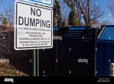 No Dumping sign - USA Stock Photo