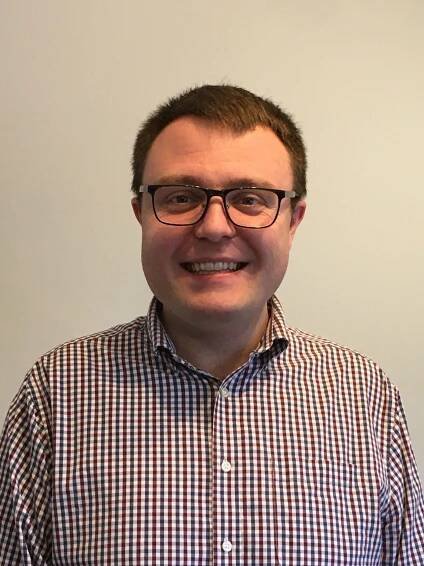 Dr Tom Deakin