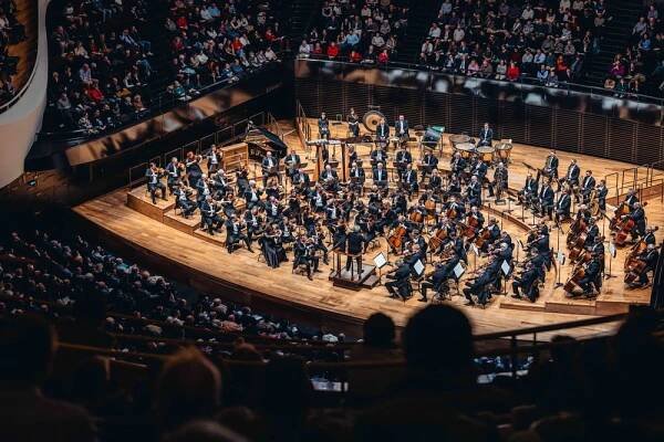 Blog z tour: osm hodin Šostakoviče | Česká filharmonie