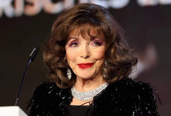 Golden Sun on 22 04 2023 in Wunderland Kalkar in Kalkar Dame Joan Collins xTSx