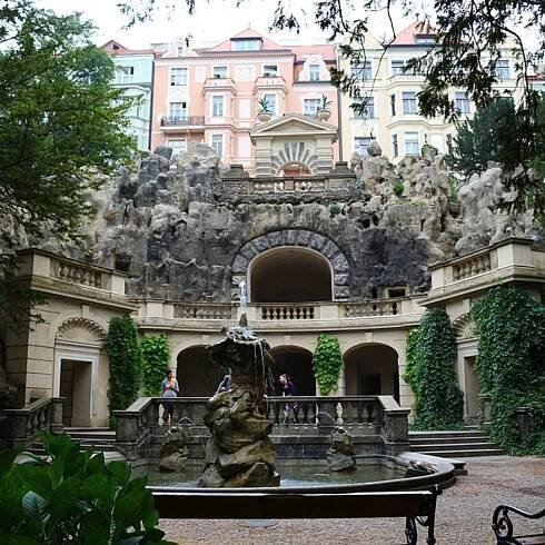 Okolí areálu - Apartmány Praha | Albertov.eu