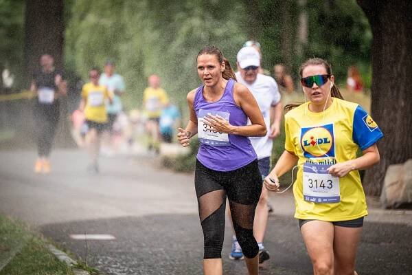 Vyprodaný závod ČEZ RunTour v Olomouci si užily olympioničky i rodiny s dětmi