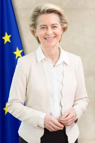 Soubor:Official Portrait of Ursula von der Leyen.jpg – Wikipedie