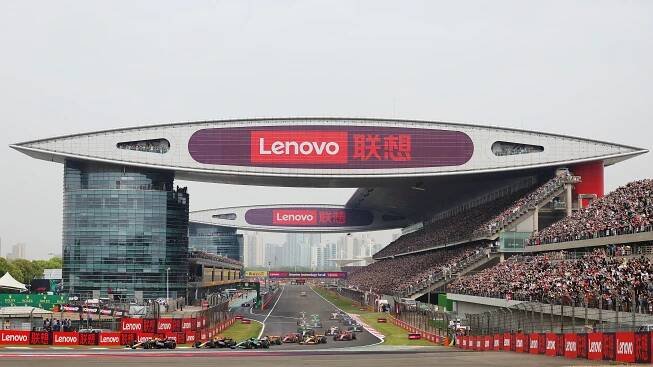 Závod v Šanghaji zůstane v kalendáři F1 nejméně do roku 2030