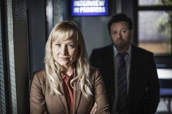 Vraždy v Brokenwoodu - Promo - Fern Sutherland, Neill Rea