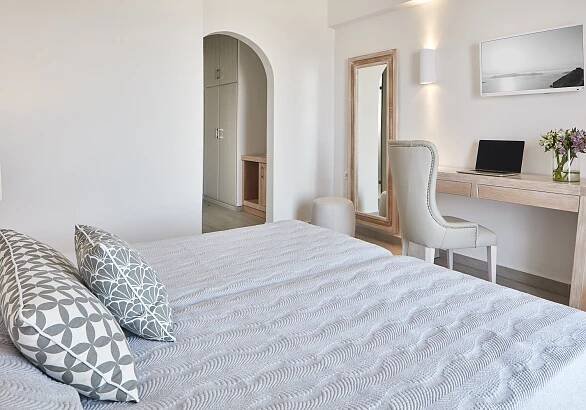 Accommodation - Santorini Palace Hotel - Member of KD Hotels, Santorini Island, Greece