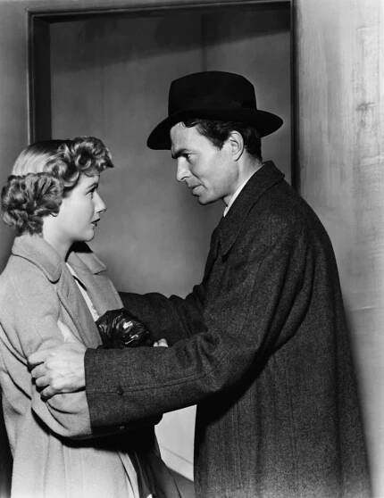 CAUGHT, from left: Barbara Bel Geddes, James Mason, 1949 caught1948-fsct10(caught1948-fsct10)