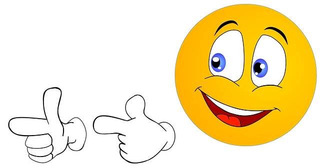 Smajlík Emoji Ahoj - Obrázek zdarma na Pixabay