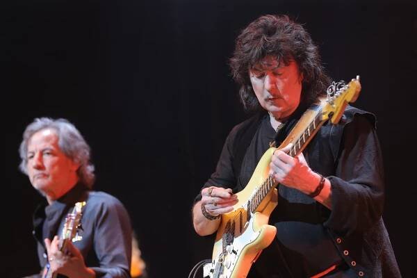 OBRAZEM: Rainbow show postavili na hitech Deep Purple a hráli pomaleji
