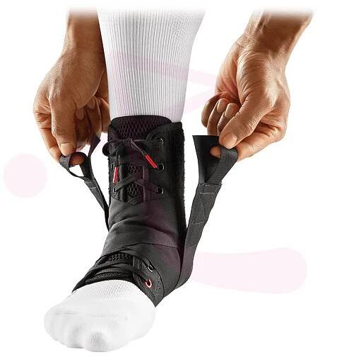 McDavid 195 Ankle Brace With Straps Ultralehká ortéza na kotník | eflorbal.cz