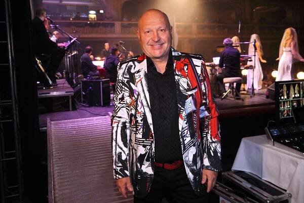 Velká proměna Michala Davida: Opálený a o patnáct kilo lehčí se objevil na veřejnosti
