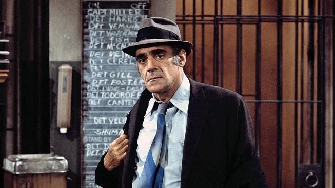 Abe Vigoda, Det. Fish on TV's 'Barney Miller,' Dies at 94
