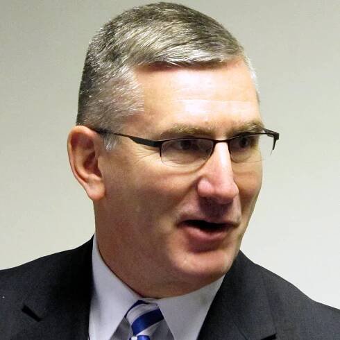 John Walsh, Democrat, Confronts Questions of Plagiarism - The New York Times