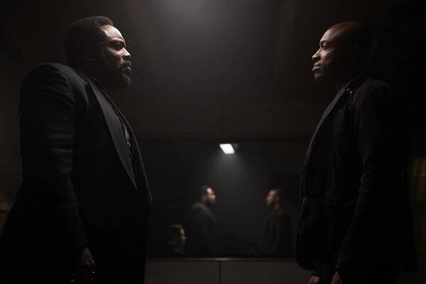 Superman a Lois - The Dress - Z filmu - Chad L. Coleman, Wolé Parks