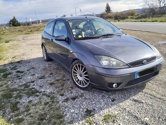 2002 Ford Focus I C170, 1. generace 2.0 benzín