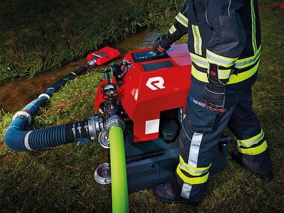 přenosná motorová stříkačka Rosenbauer FOX 4 verze 1.0.1 včetně spojek a reduktoru