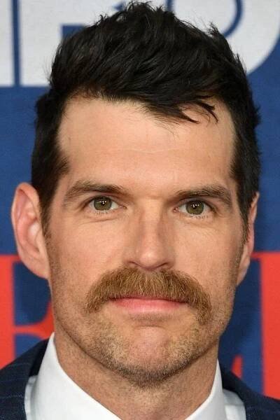 Timothy Simons herec