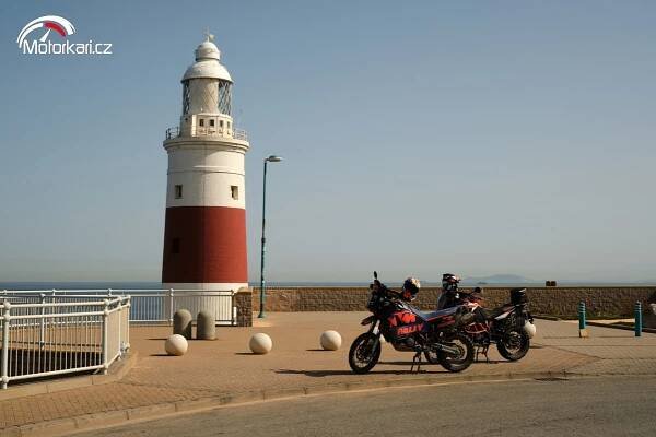 Korsika – Sardinie – Španělsko – Gibraltar cestopis na motorce | Motorkáři.cz