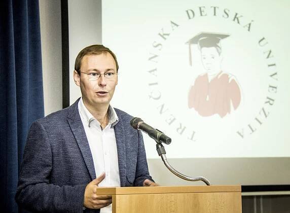 Trenčianska detská univerzita (Bakalárik)