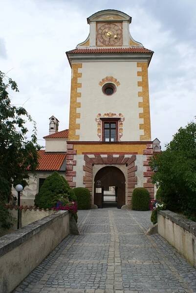 Netolice – romantický areál... - Zámek