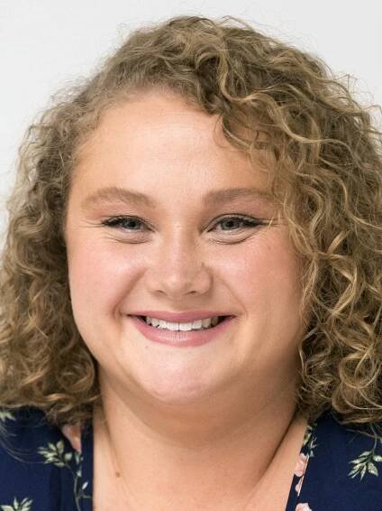 Danielle Macdonald - Actress