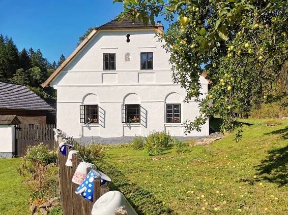 Šlakhamr na Žďársku ovládnou kováři, rodiny s dětmi tam zažijí Rok na vsi